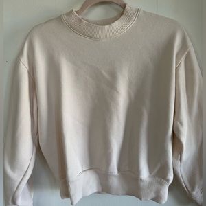 WHITE CREWNECK SWEATSHIRT